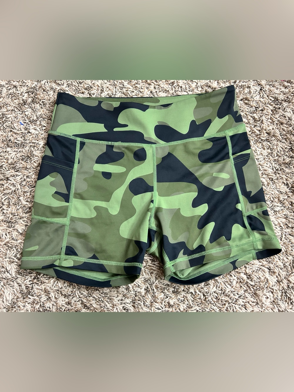 Zyia Green Camo Active Biker Short Sz M